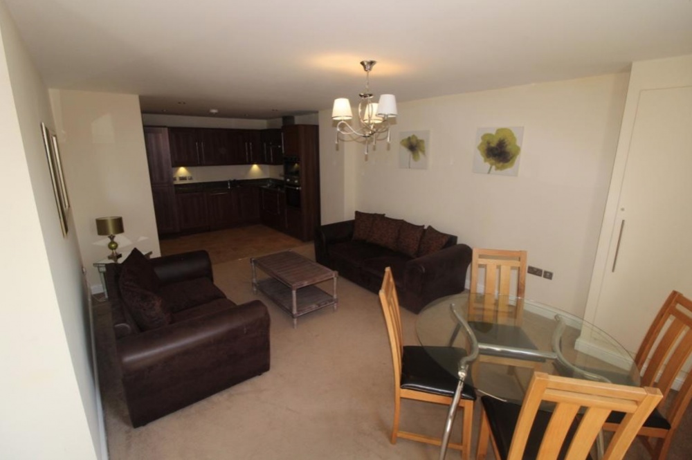 Apartment 6 Luxe, St Helens Street